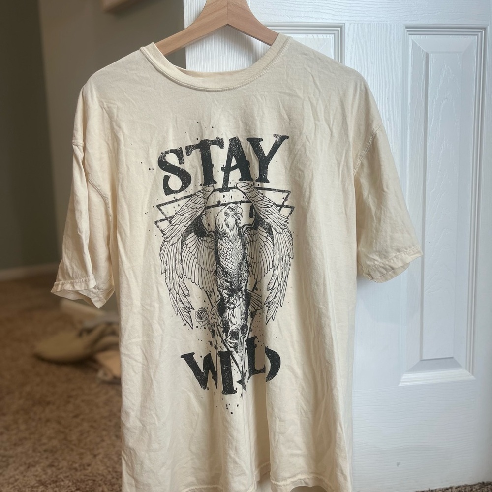 Stay Wild Cream Graphic T-Shirt